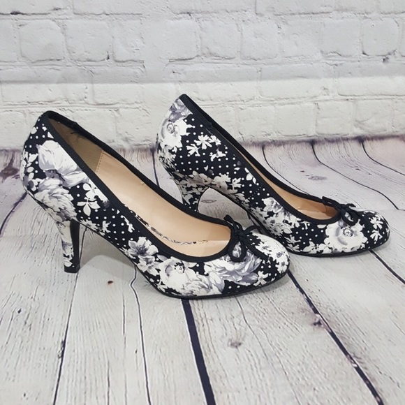 NEW CL by Chinese Laundry Lifetime Heels 7.5 - Picture 3 of 8